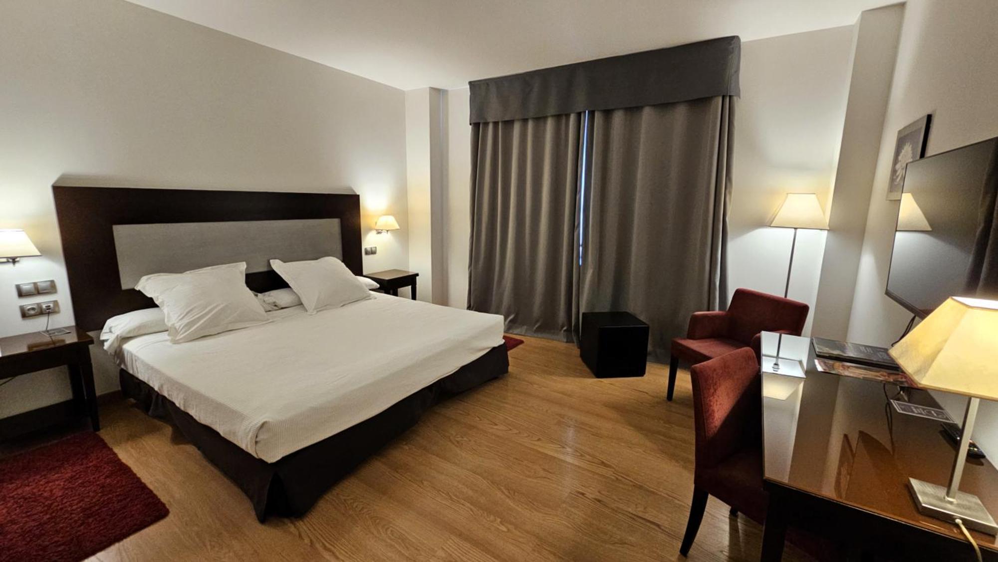 King Room with Parking